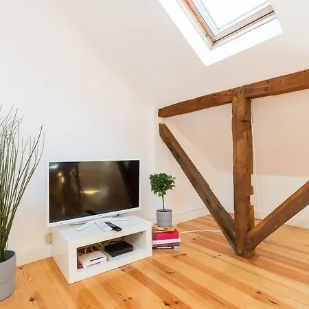 Апартаменты Principe Real Beautiful Studio Лиссабон